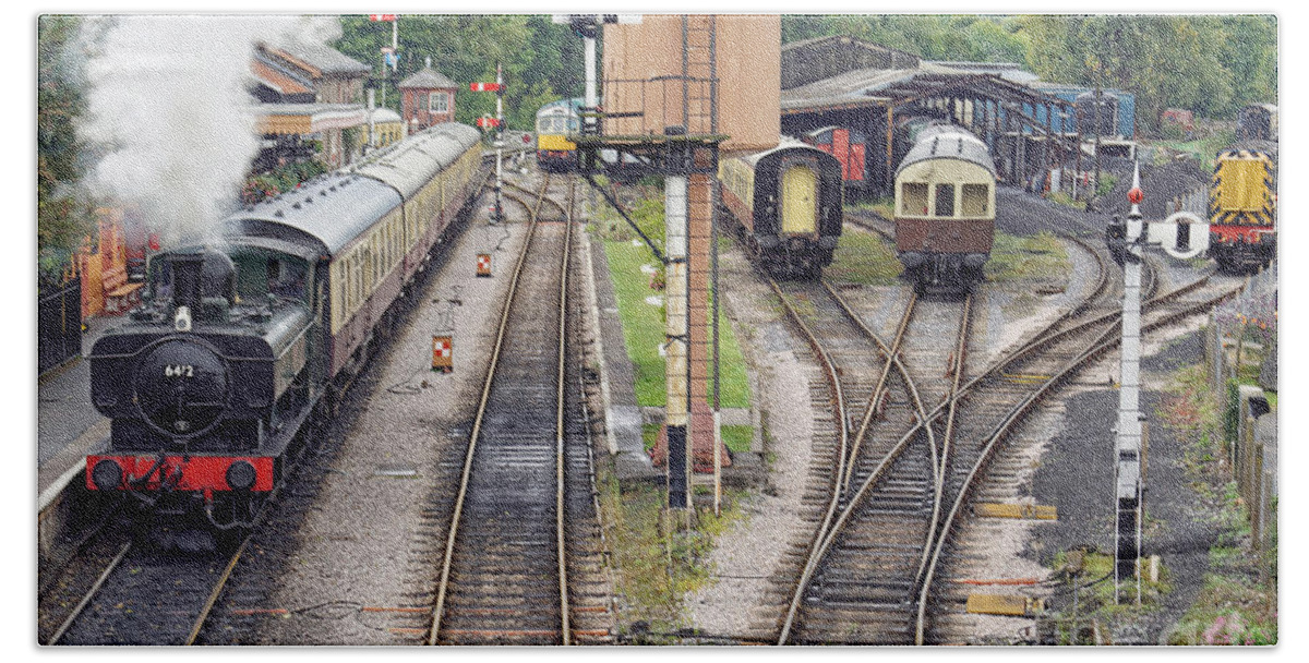 Bygone Bath Towel featuring the photograph Buckfastleigh Departure by David Birchall
