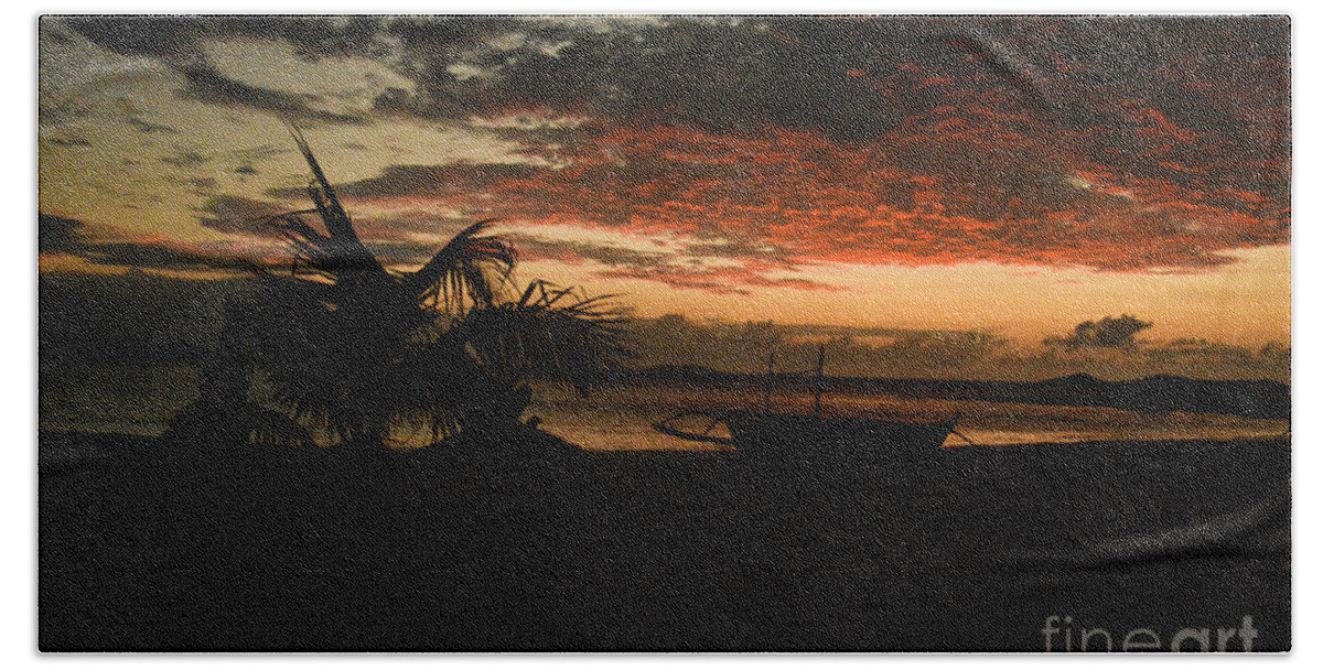 Beach Bath Towel featuring the photograph Calaguas at sunset by Yavor Mihaylov