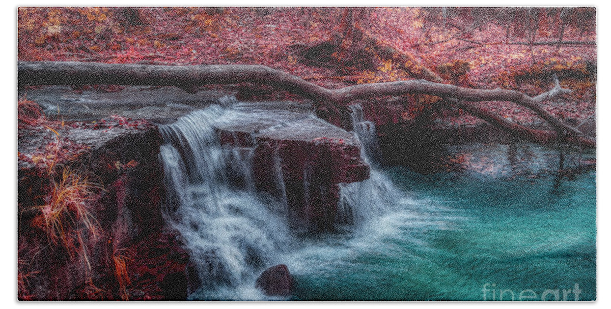 Waterfall Hand Towel featuring the photograph Caron Falls by Bill Frische