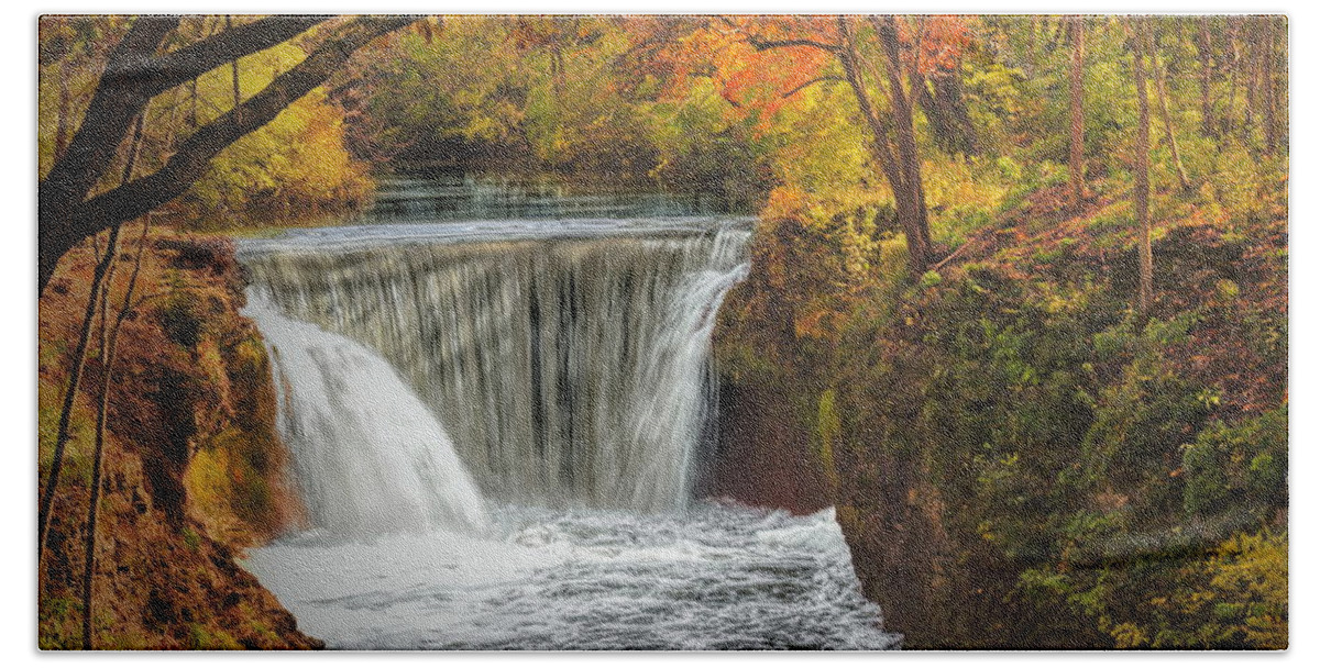 Waterfall Hand Towel featuring the photograph Cedarville Falls by Jack Wilson