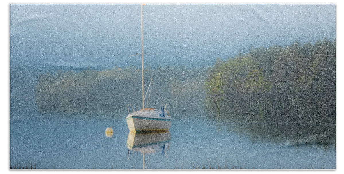 New England Bath Towel featuring the photograph Changing Seasons by Ray Silva