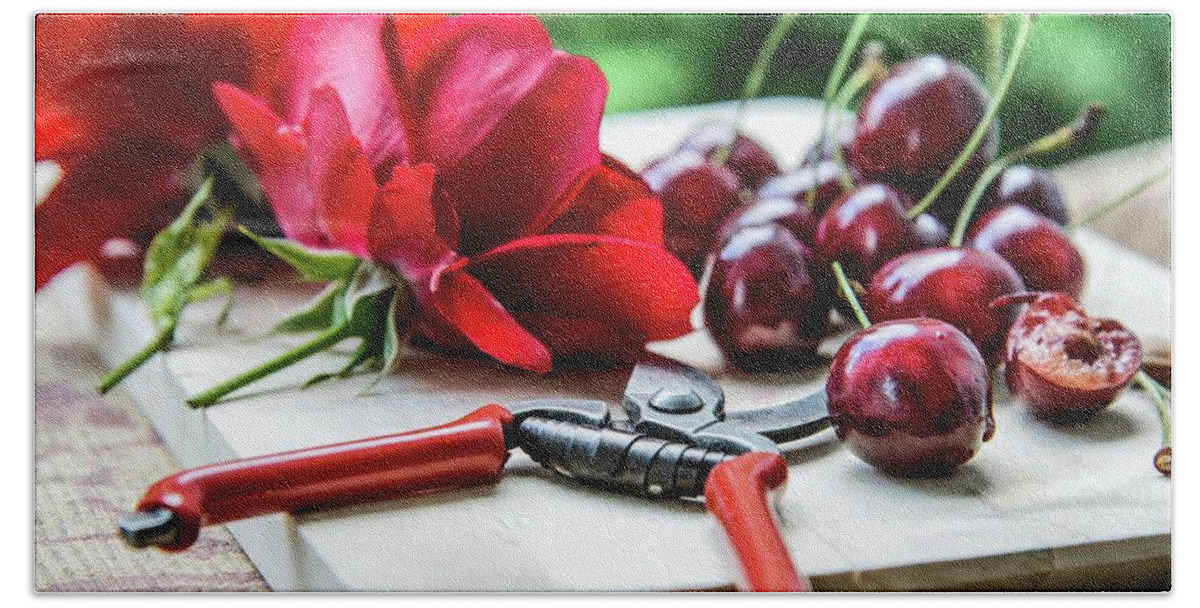 Cherries, Red