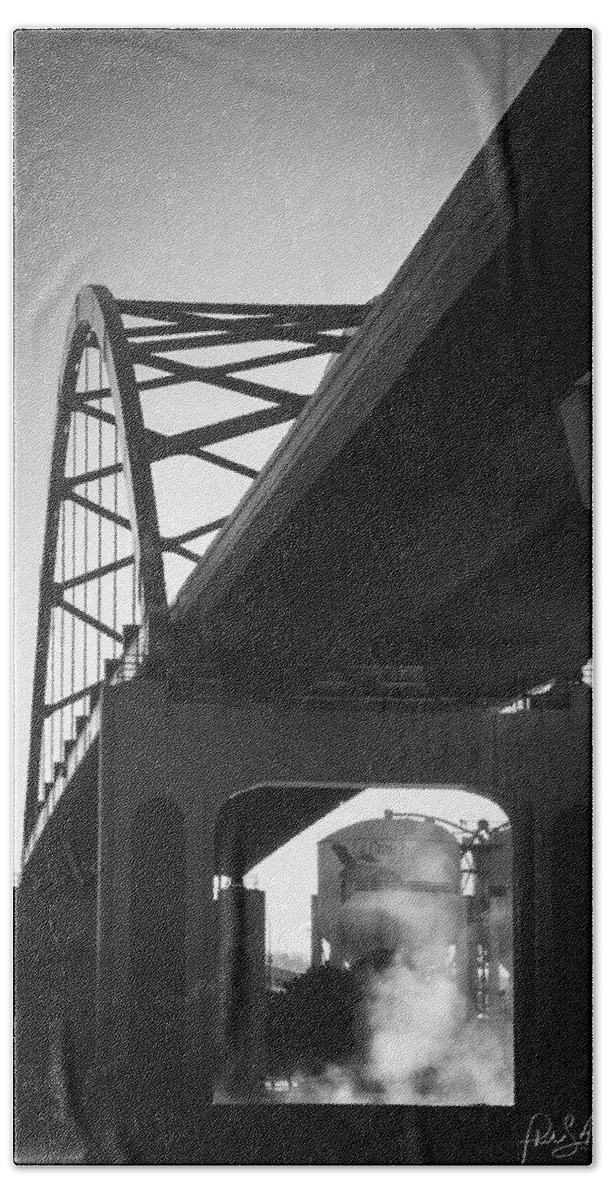Bridge Hand Towel featuring the photograph Chill on the Mississippi by Phil S Addis