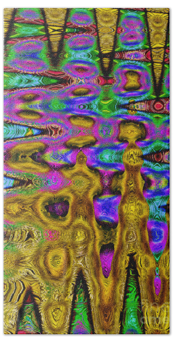 Motion Bath Towel featuring the digital art Closing In by Jim Fitzpatrick