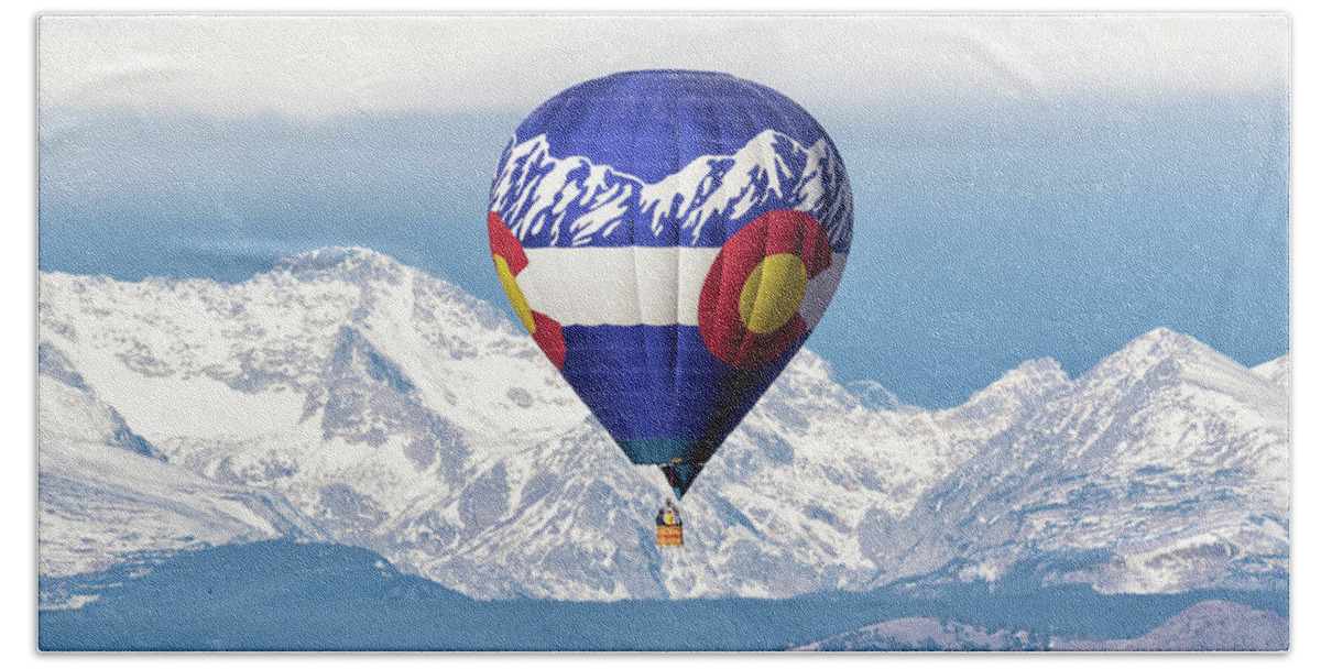 Balloon Bath Towel featuring the photograph Colorado balloon and North Arapaho Peak by Tony Hake