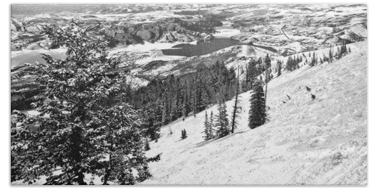 Deer Valley Bath Towel featuring the photograph Deer Valley Views From The Bumps Black And White by Adam Jewell