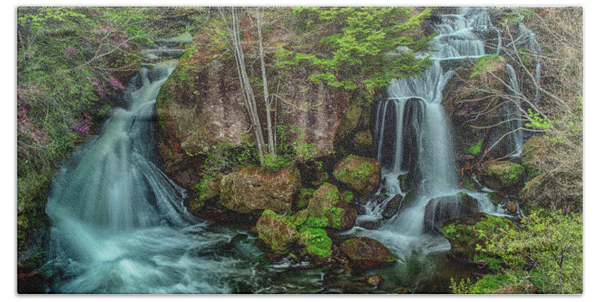 Nature Hand Towel featuring the photograph Dragon Falls by Jonah Anderson