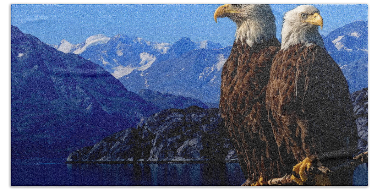 Alaska Bath Towel featuring the photograph Eagle Eye in Alaska by Russ Harris