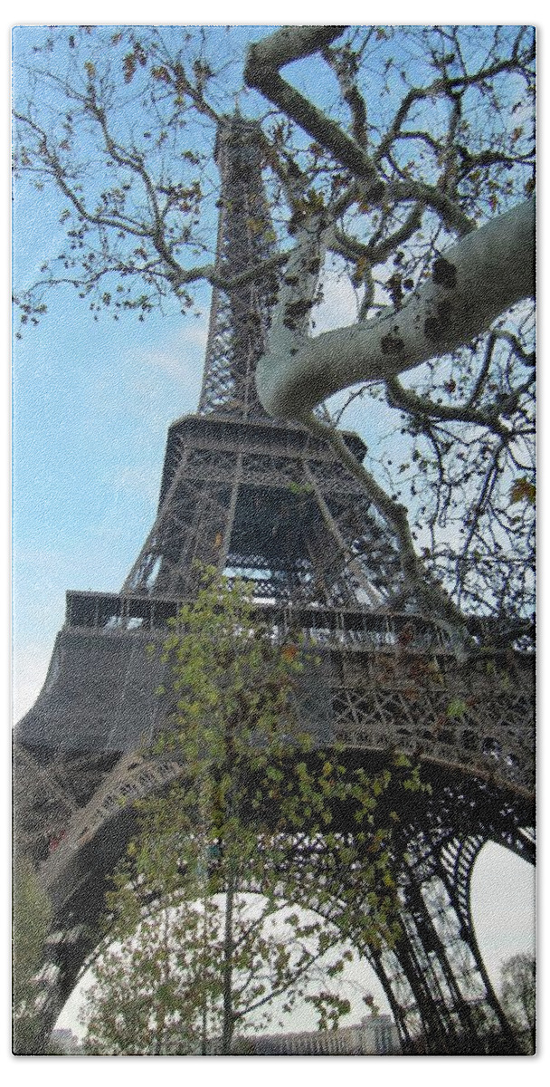 Eiffel Tower Bath Towel featuring the photograph Eiffel tower by Martin Smith
