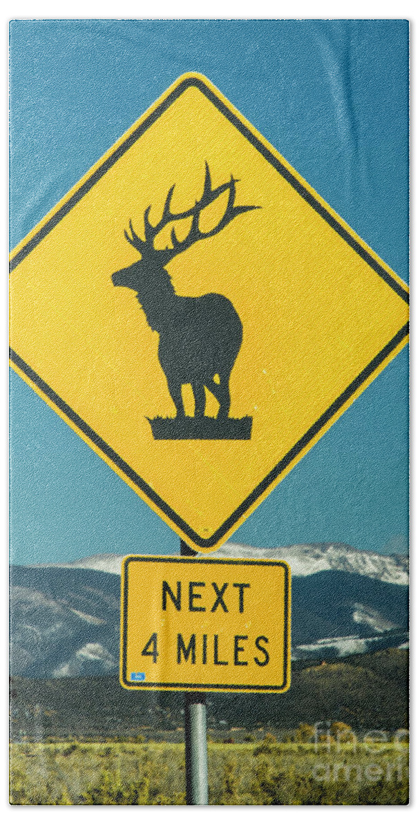 Elk Bath Towel featuring the photograph Elk Warning Sign by Tim Mulina