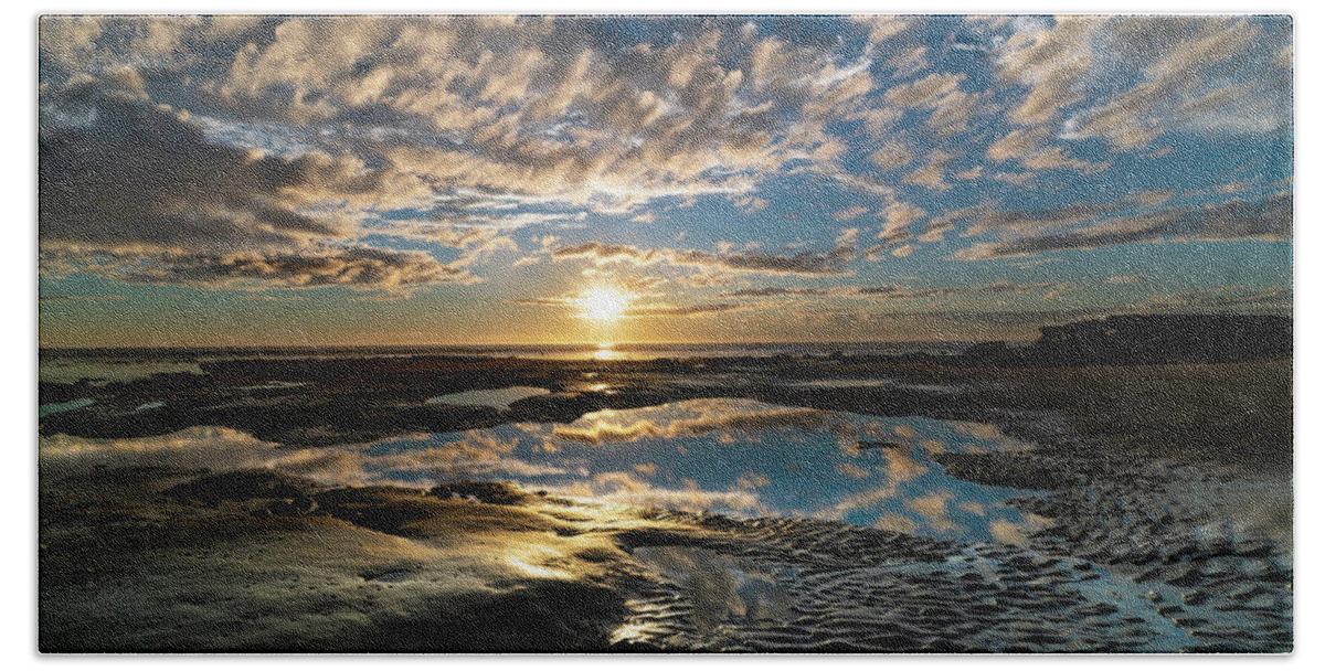 Ocean Bath Sheet featuring the photograph Encinitas Sunset Landscape Format by Larry Marshall