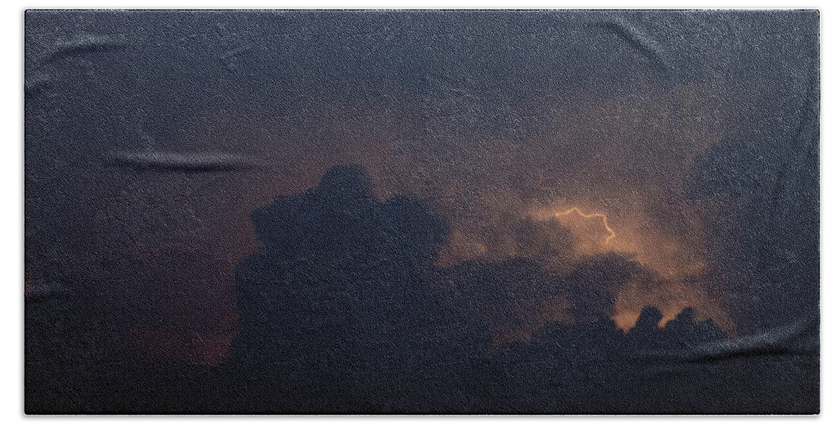 Nebraskasc Bath Towel featuring the photograph Evening Supercell and Lightning 038 by Dale Kaminski