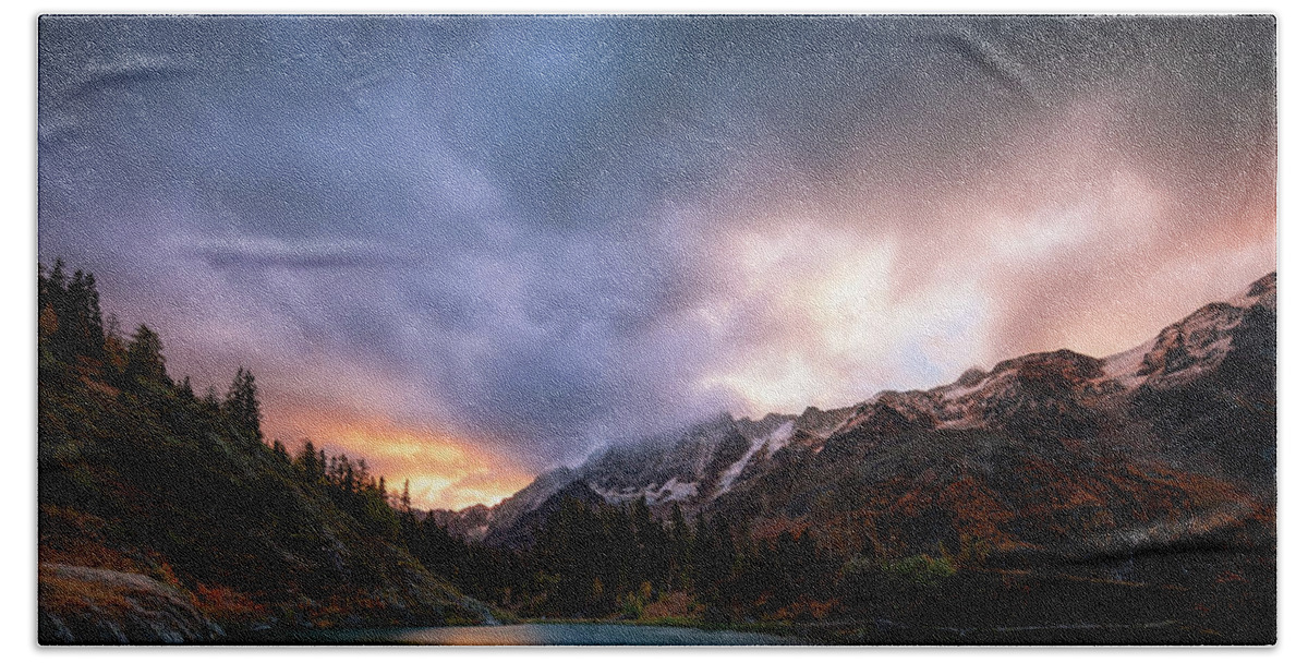 Sunrise Hand Towel featuring the photograph First alpine glow by Dominique Dubied