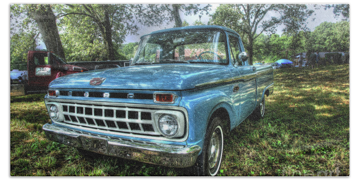 Truck Bath Towel featuring the photograph Ford 100 by Mike Eingle
