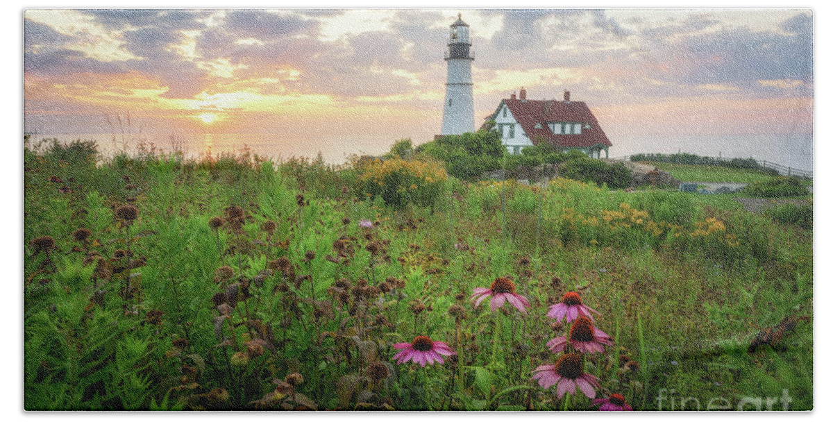 Cape Elizabeth Hand Towel featuring the photograph Fort Williams Park by Michael Ver Sprill