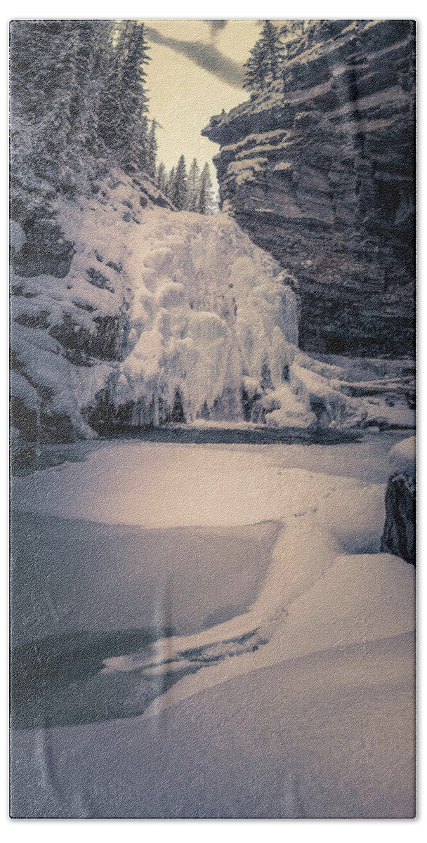 North America Bath Towel featuring the photograph Frozen Falls by Thomas Nay