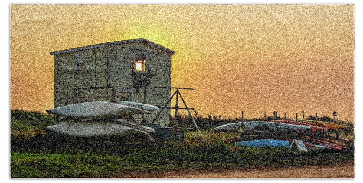 Pei Bath Towel featuring the photograph Good Morning Rustico by Marcy Wielfaert