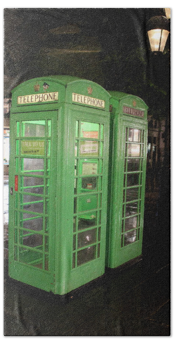 Telephone Bath Towel featuring the photograph Green British Telephone Booths by Laura Smith