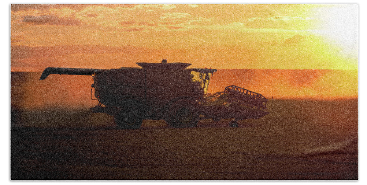 Sunset Bath Towel featuring the photograph Harvest Orange by Todd Klassy