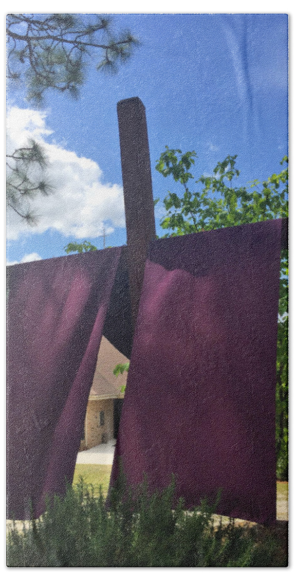 Cross Hand Towel featuring the photograph Holy Thursday We Believe by Matthew Seufer