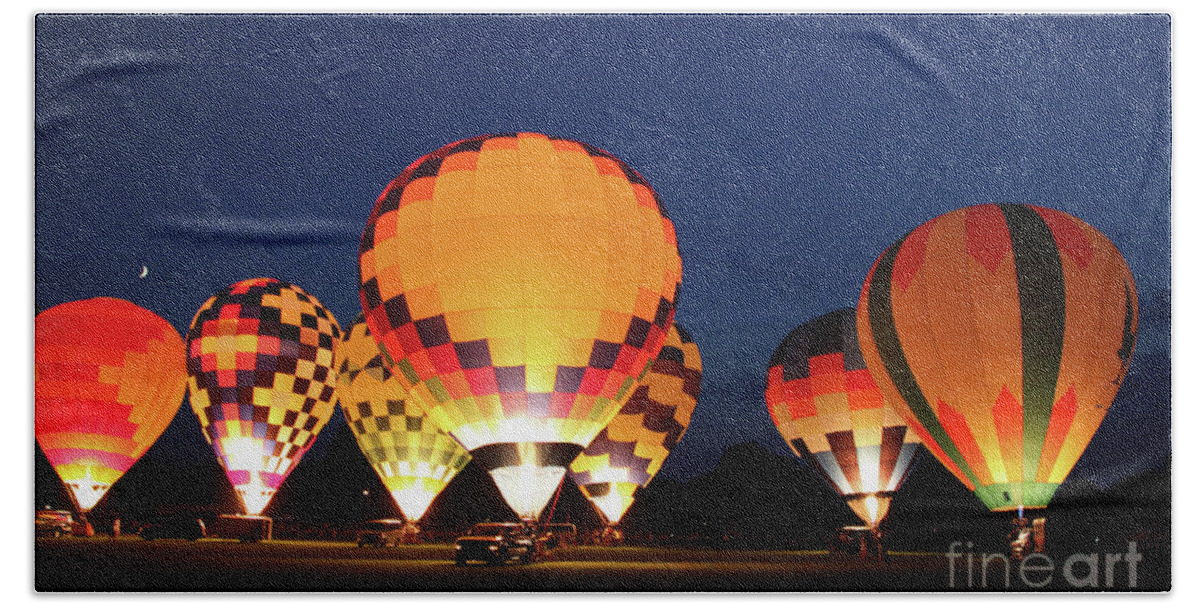 Findlay Hand Towel featuring the photograph Hot Air Balloons in Findlay 6235 by Jack Schultz