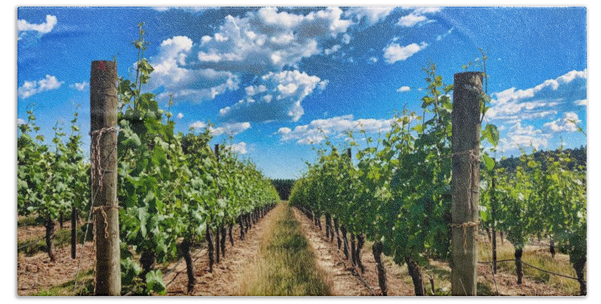 Vineyard Bath Towel featuring the photograph In The Vineyard by Brian Eberly