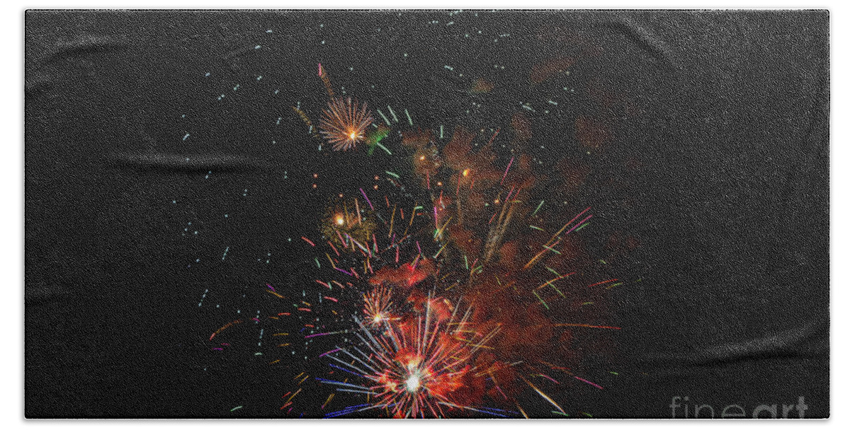 Elizabeth Dow Hand Towel featuring the photograph Independence Day Fireworks by Elizabeth Dow