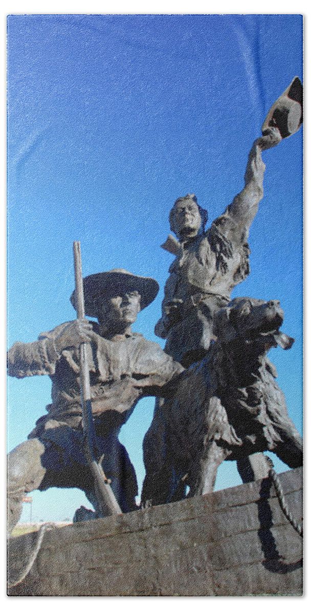 Bronze Bath Towel featuring the photograph Lewis and Clark sculpture by Richard Gibb
