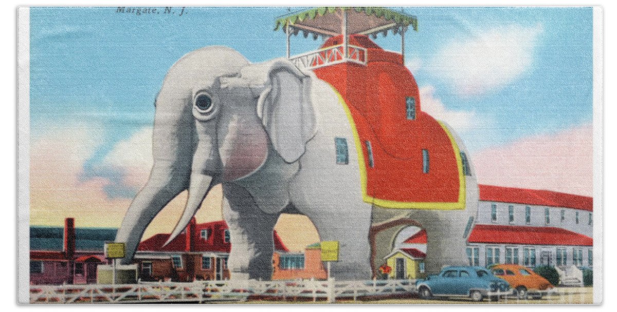 Lbi Bath Towel featuring the photograph Lucy the Elephant by Mark Miller