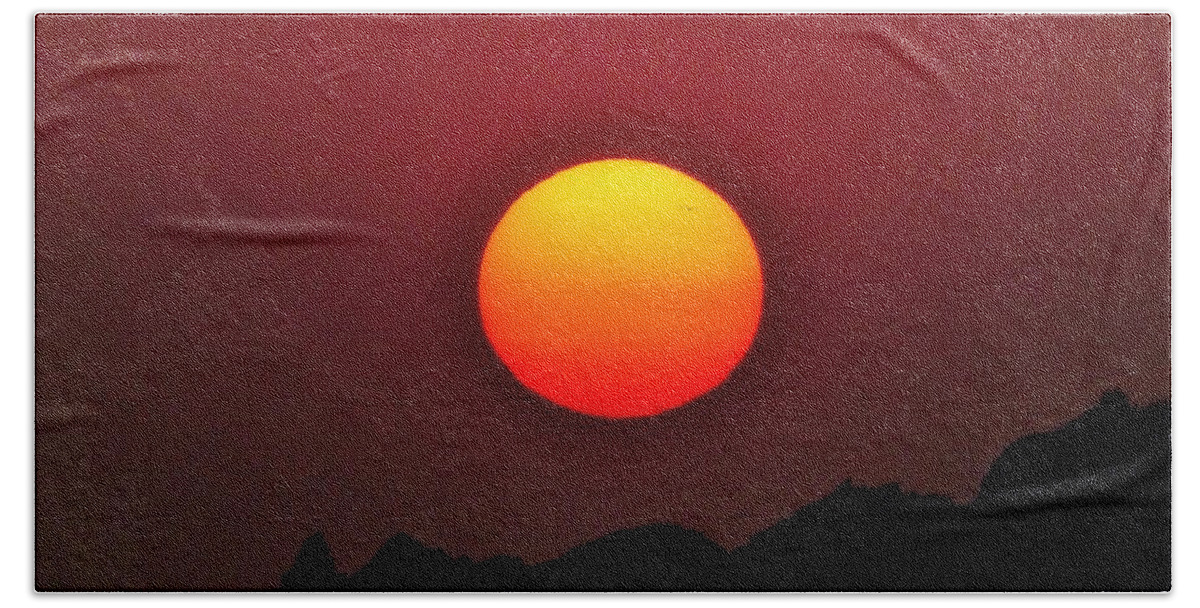 Orange Ball In The Sky Bath Towel featuring the photograph Magnificence by Rosanne Licciardi