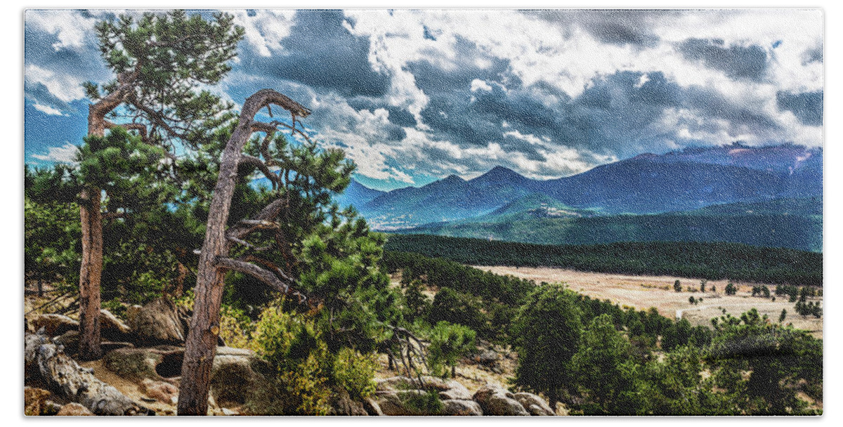 Mountains Bath Towel featuring the photograph Majestic Clouds by James L Bartlett