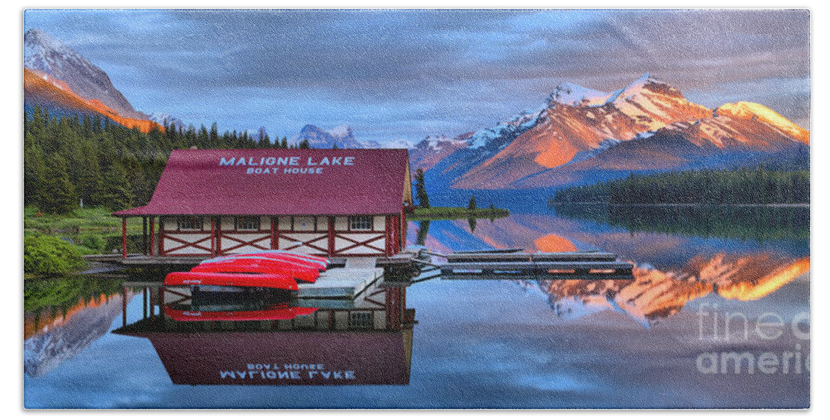 Maligne Lake Hand Towel featuring the photograph Maligne Lake Sunset Spectacular by Adam Jewell