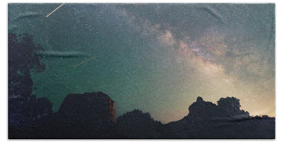 Stars Bath Towel featuring the photograph milky way in the Arizona sky by Mati Krimerman