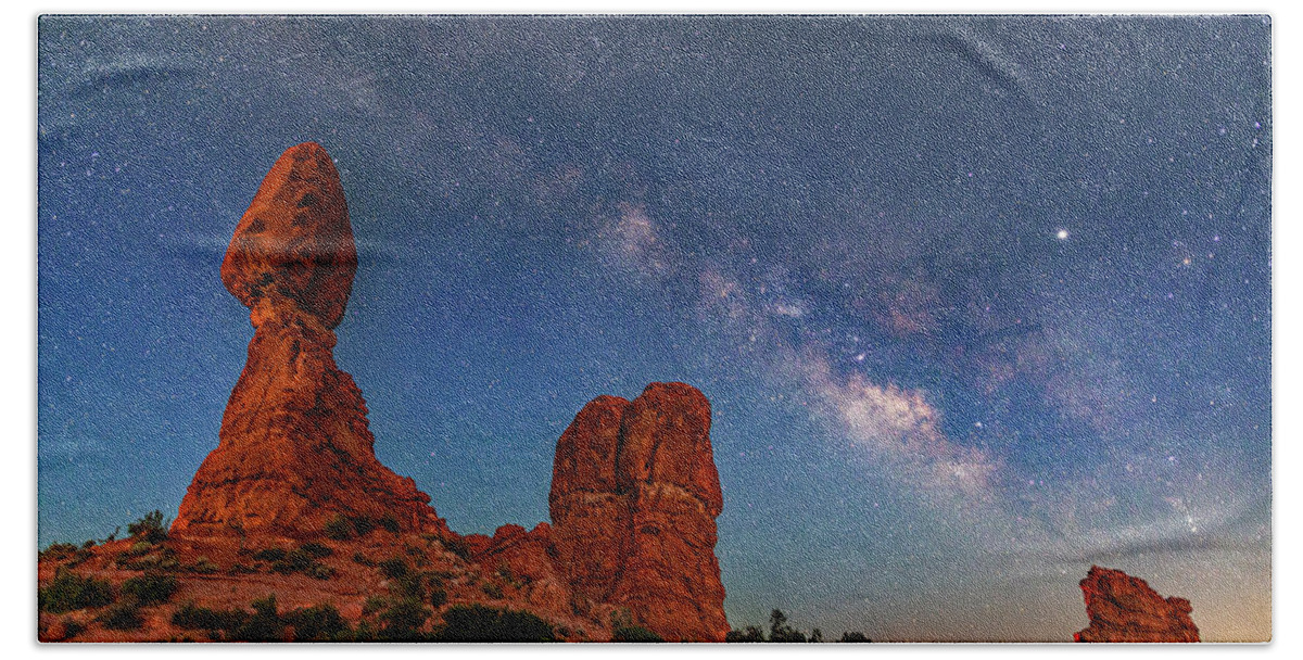 Utah Hand Towel featuring the photograph Milky Way Over Balanced Rock at Twilight by Dan Norris