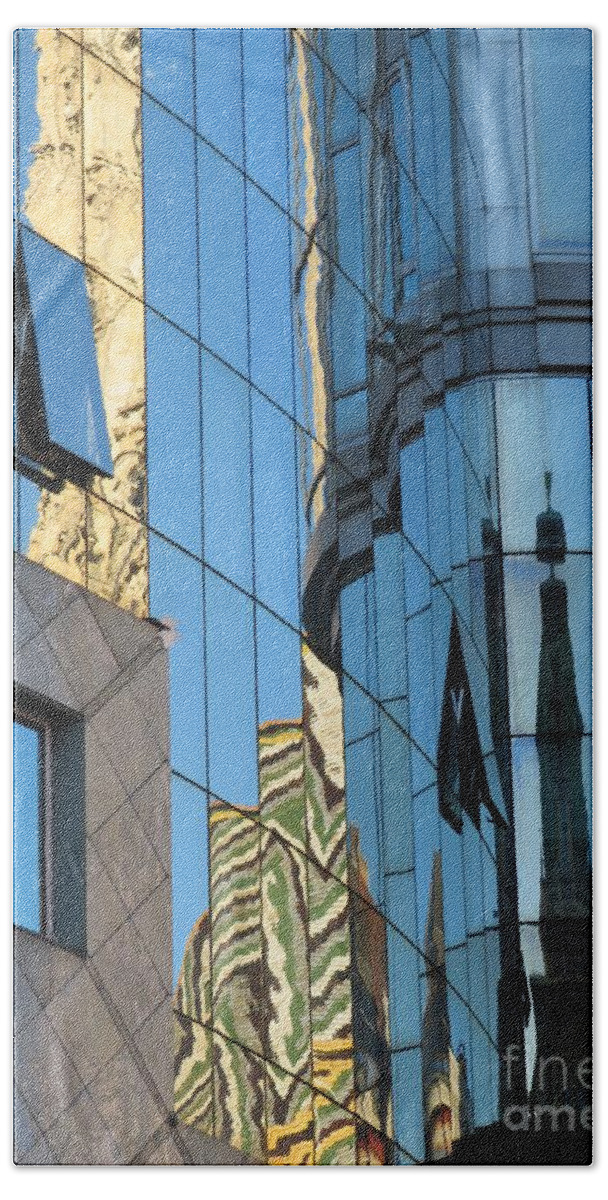 Vienna Bath Towel featuring the photograph Mirrored View by Diana Rajala