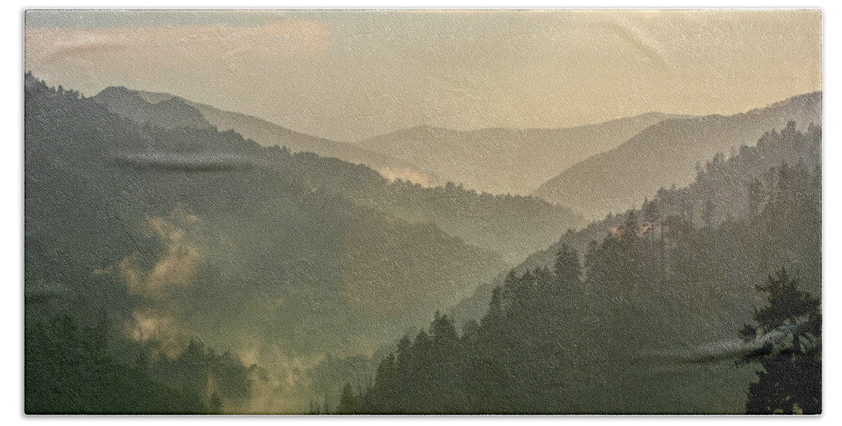  Bath Towel featuring the photograph Mists on the Great Smokies by Douglas Wielfaert