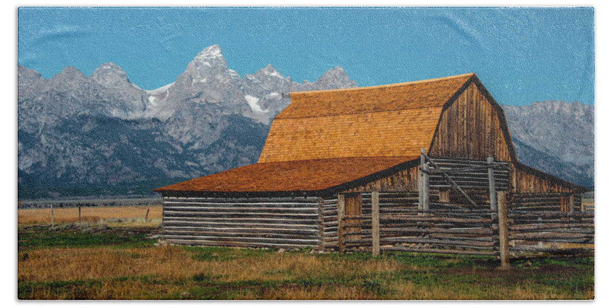 Grand Tetons Bath Towel featuring the photograph Mormons Barn 3779 by Donald Brown