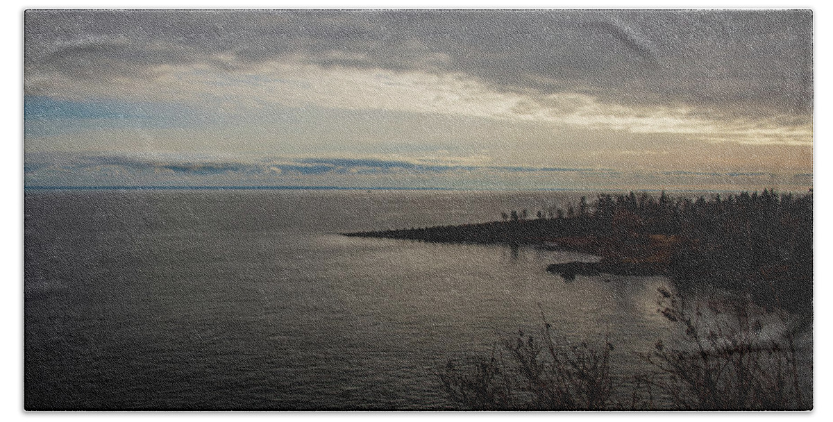 Lake Bath Towel featuring the photograph Morning Horizon on Lake Superior by Laura Smith