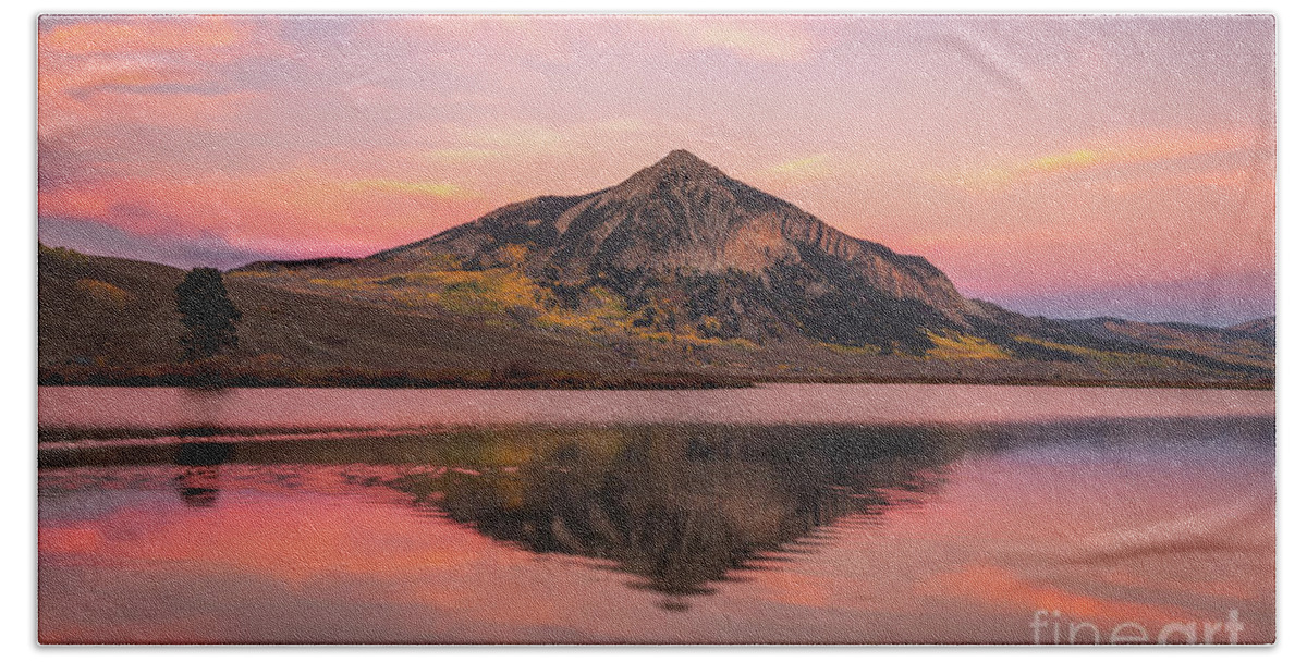 Crested Butte Bath Towel featuring the photograph Mt Crested Butte Reflection by Ronda Kimbrow