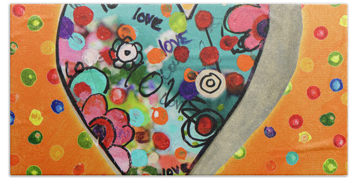 Neon Hand Towel featuring the painting Neon Hearts Of Love Iv by Patricia Pinto