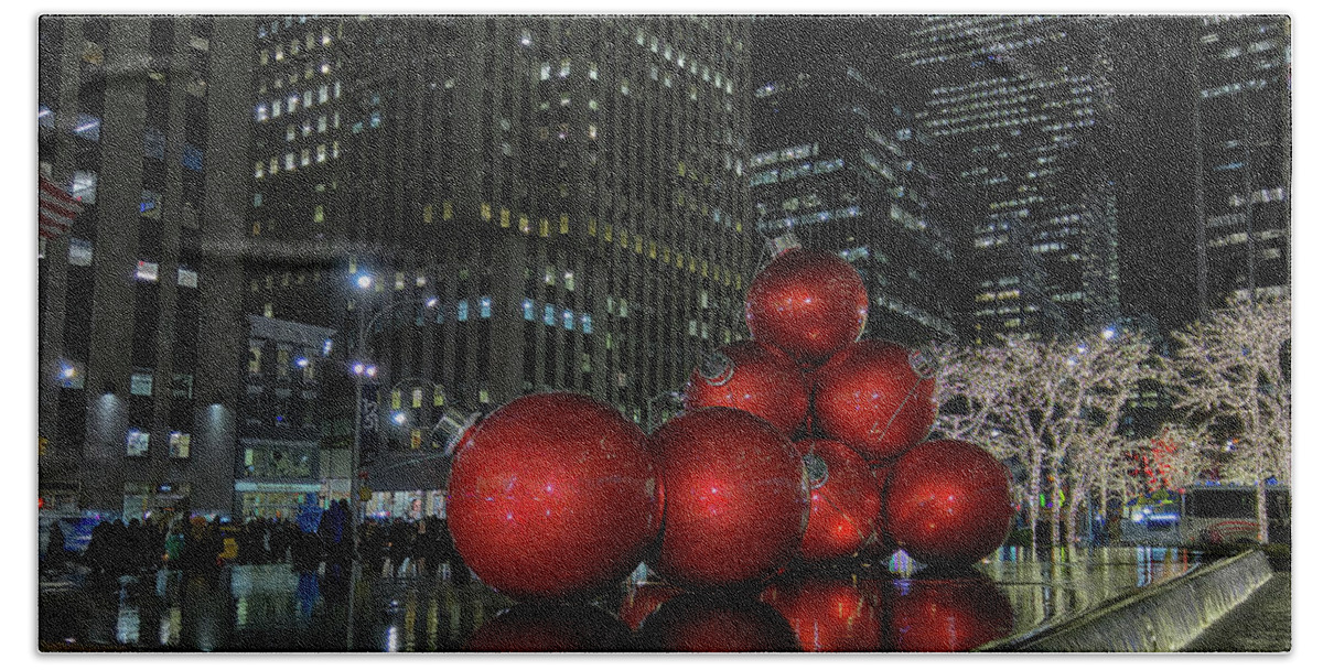 Christmas Bath Sheet featuring the photograph NYC Christmas by Jerry LoFaro