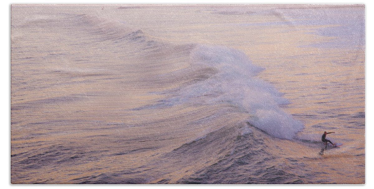 Surfer Hand Towel featuring the photograph Oceanside California Big Wave Surfing 621 by Catherine Walters