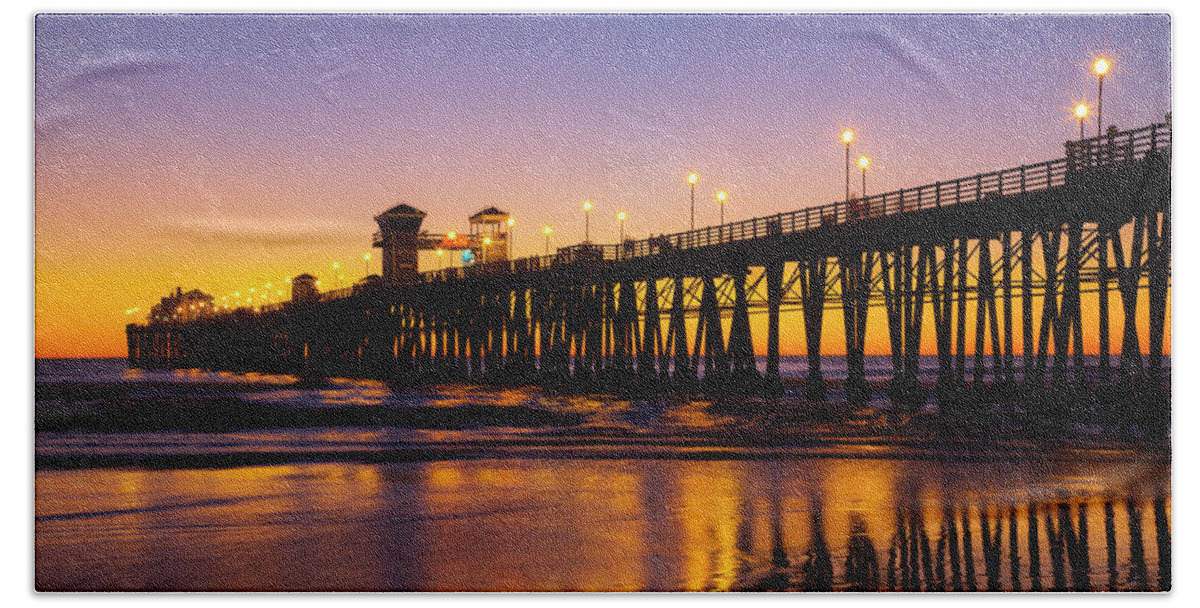 Sunset At Pier Hand Towel featuring the photograph Oceanside California Pier Purple Sunset 313 by Catherine Walters