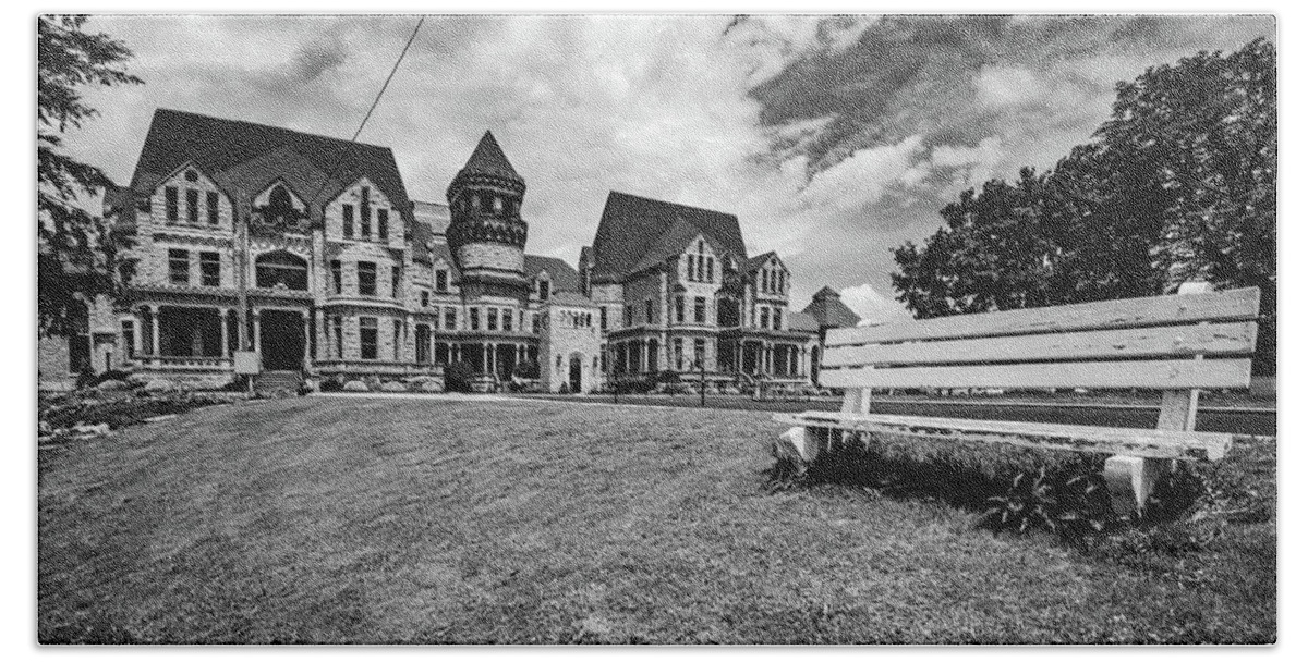 America Hand Towel featuring the photograph Ohio State Reformatory Panorama - Black and White by Gregory Ballos