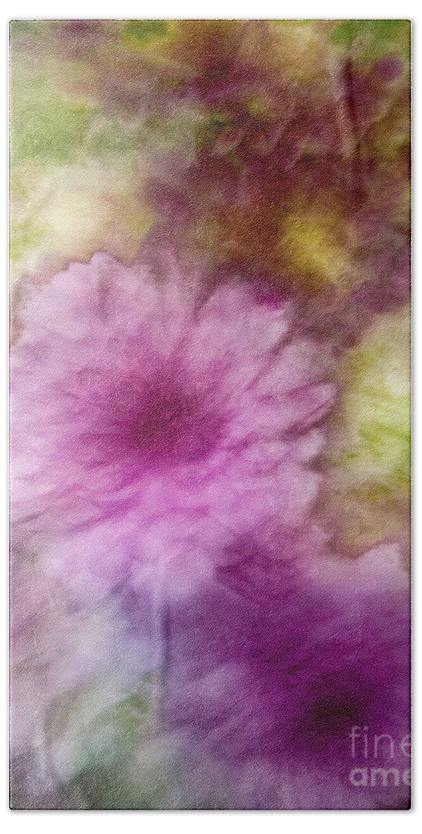 Abstract Bath Towel featuring the photograph Pink flower abstract by Phillip Rubino