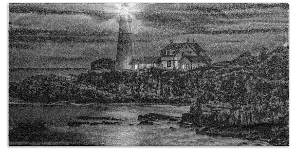 Lighthouse Bath Towel featuring the photograph Portland Lighthouse 7363 by Donald Brown