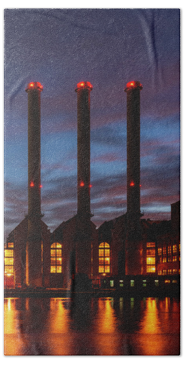 Architectural Bath Towel featuring the photograph Power Station Providence RI I Color by David Gordon