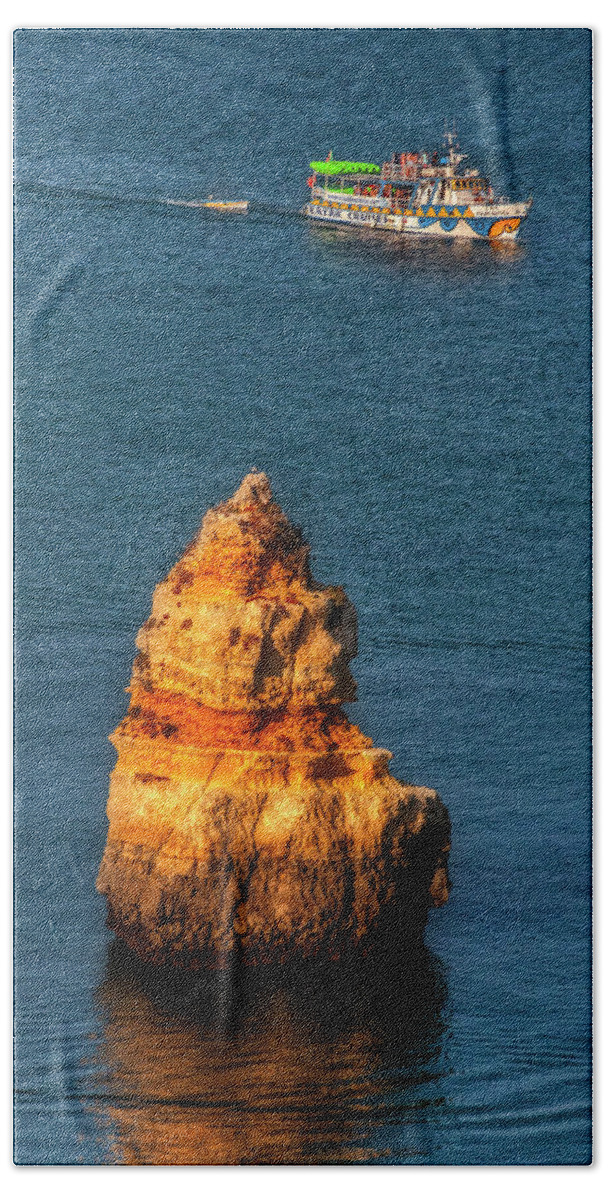 Praia Bath Towel featuring the photograph Praia Dona Ana Scenic Cliff by Micah Offman