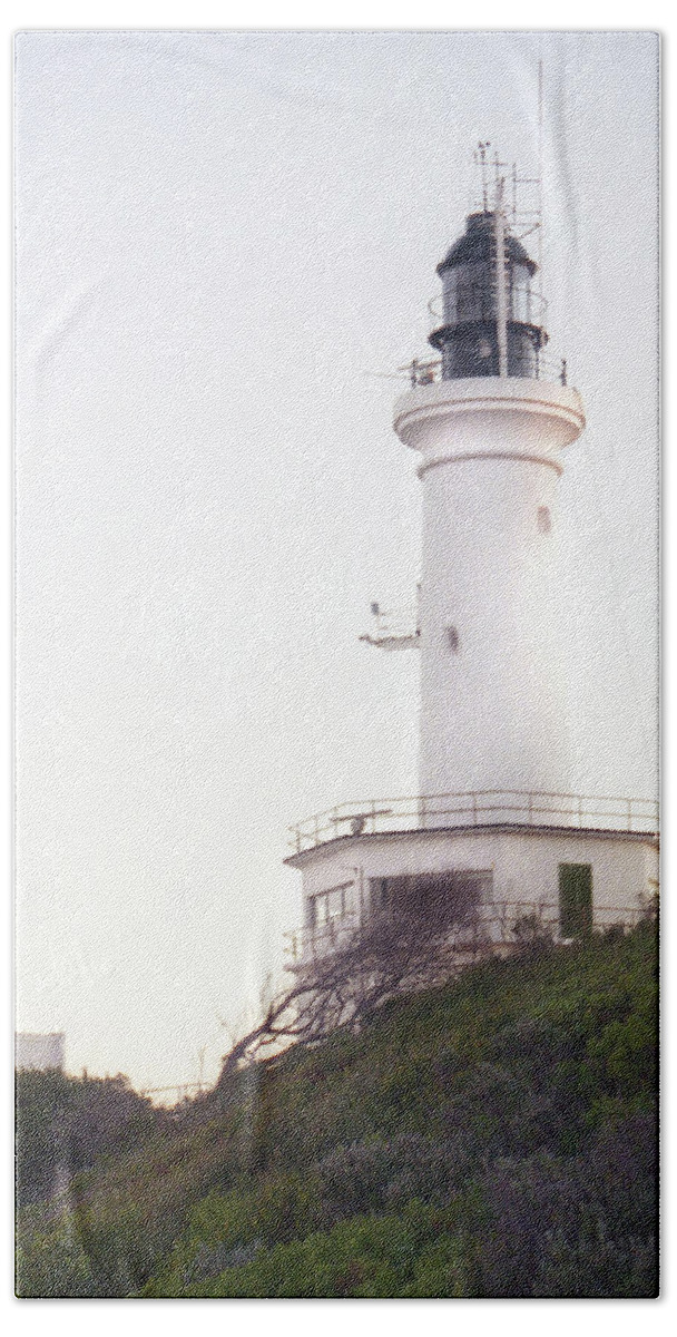 Lighthouse Hand Towel featuring the photograph Queenscliff Low Light by Jerry Griffin