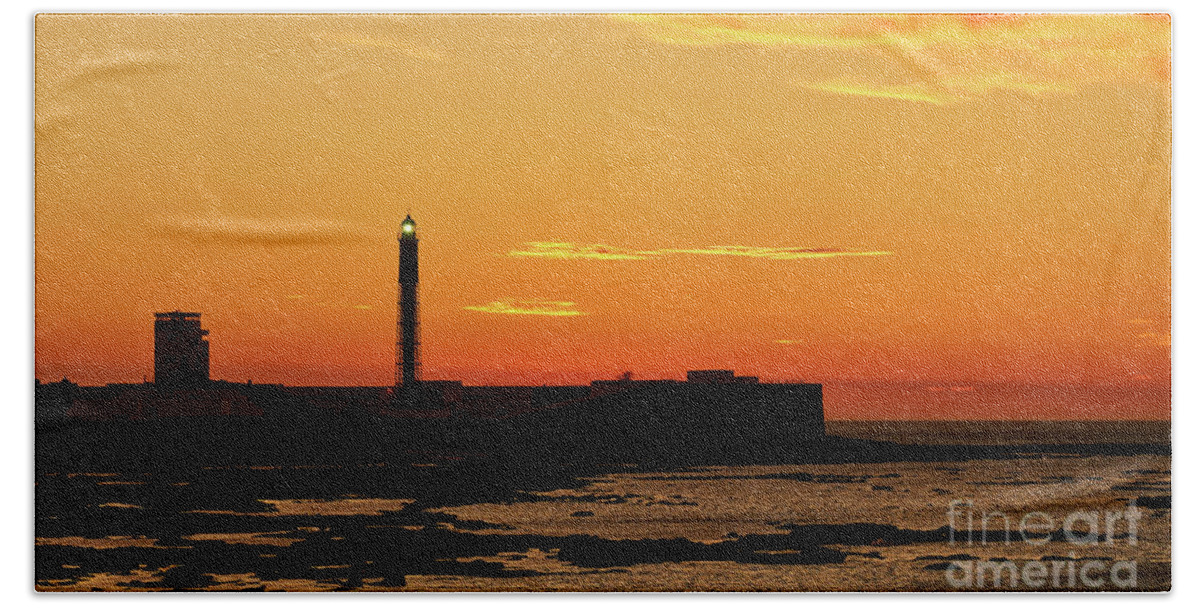 Island Bath Towel featuring the photograph Red Sky at Dusk Saint Sebastian Castle and Lighthouse by Pablo Avanzini